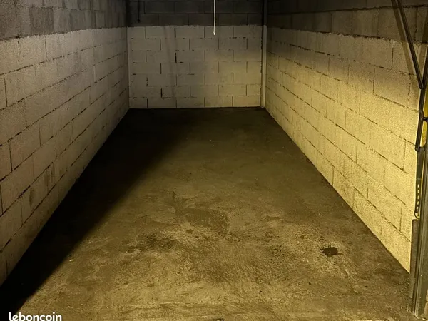 Garage fermé