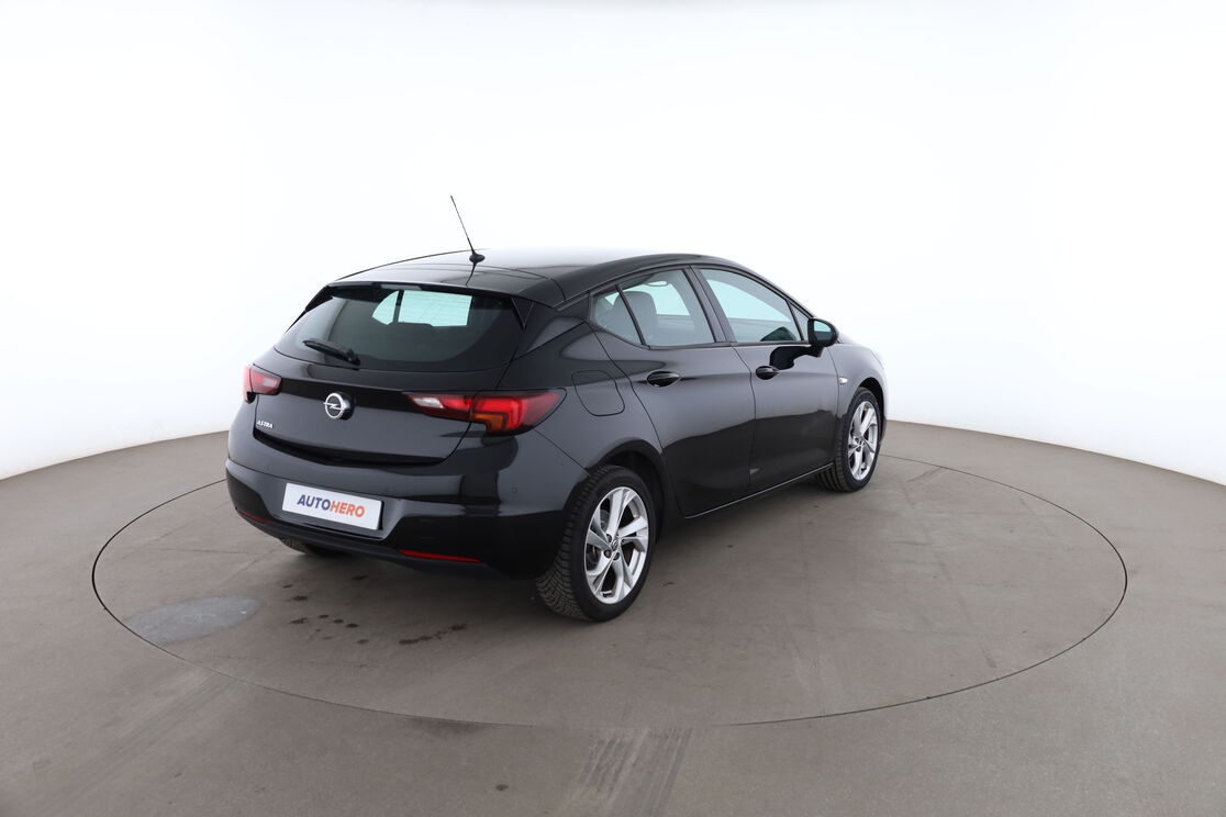 Opel Astra 1.5 Diesel GS Line Auto — photo 5
