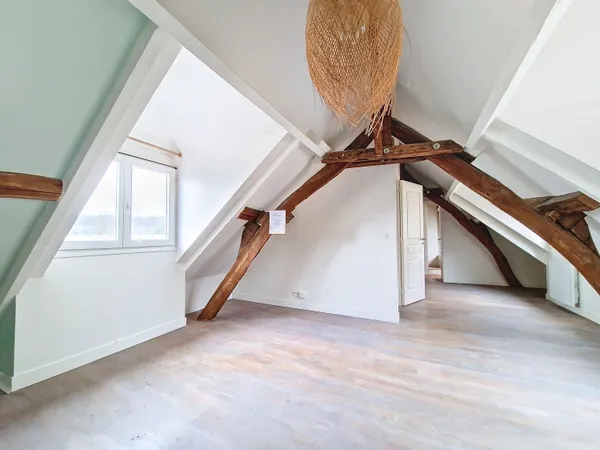 À louer maison de ville, 5/6 pièces, 118m², Morainvilliers (78630), 3/4 chambres, terrasse 55m², pro