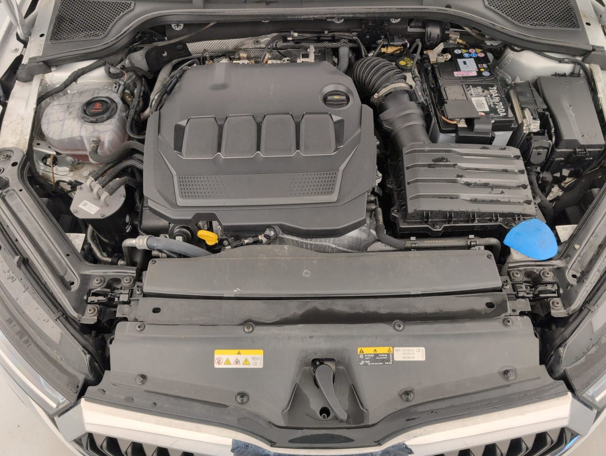 Skoda Octavia Combi — photo 22