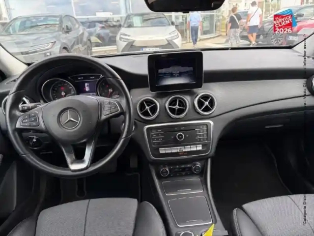 Mercedes Gla 180 122ch sensation 7g-dct euro6d-t — photo 15