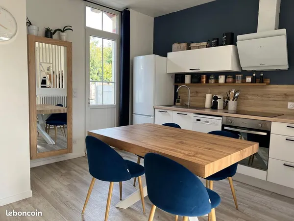 Maison rénovée 80 m² - 2 chambres + bureau - extérieur - 2 stationnements - Caen
