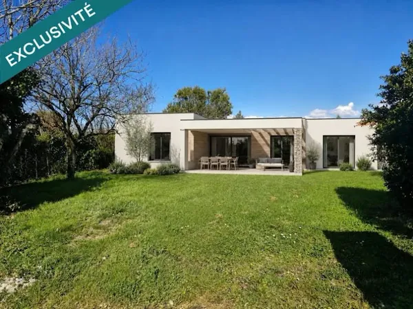 Terrain à bâtir 527 m²