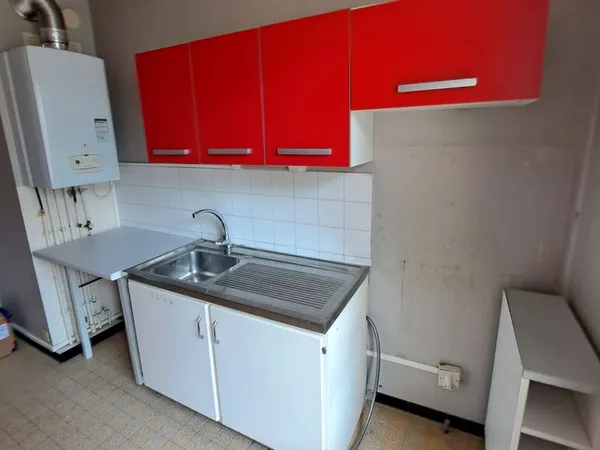 Location T3 à SAINT EGREVE
