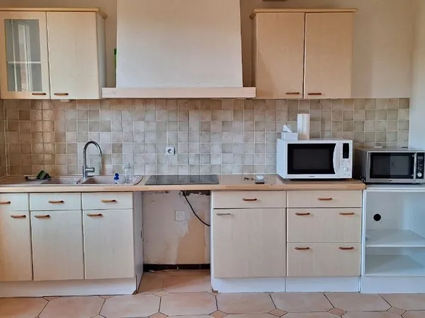 Appartement T4 à Damiatte