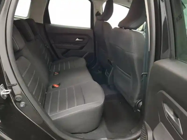 Dacia Duster tce 150 4x2 edc — photo 23
