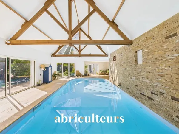 Vends maison ancienne - 25 m² - 7 pièces, 4 chambres - Guérande 44350
