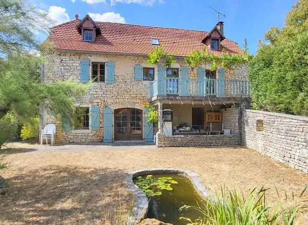 Maison 8 pièces 160 m²