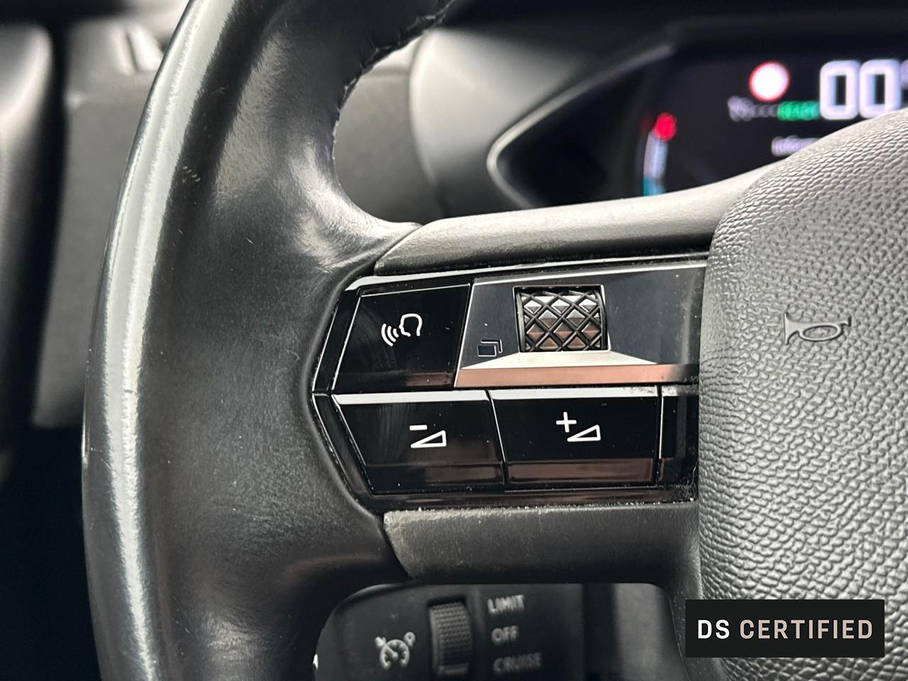 Ds Ds 3 crossback e-tense montmartre — photo 21