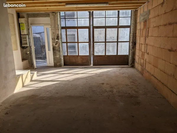 Atelier à louer