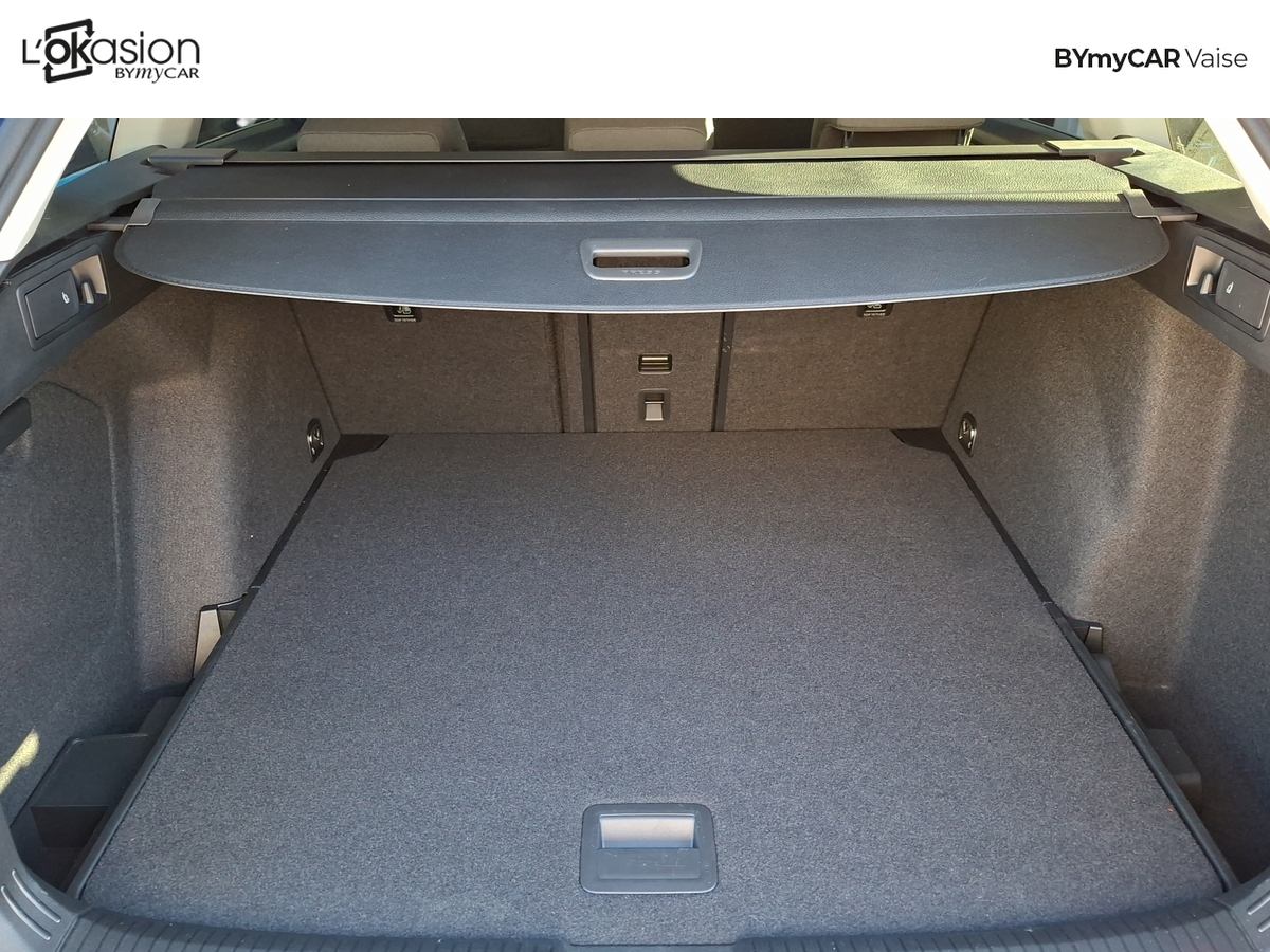 Volkswagen Golf SW 1.5 eTSI EVO2 116 DSG7 — photo 13