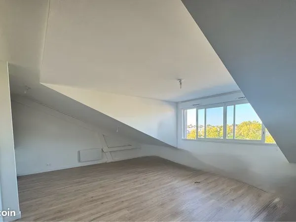 Appartement t3 68m2 coueron bourg refait à neuf