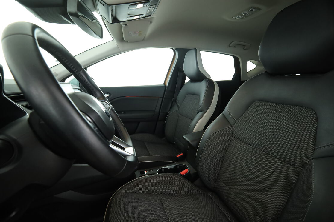Renault Captur 1.0 TCe Intens — photo 9