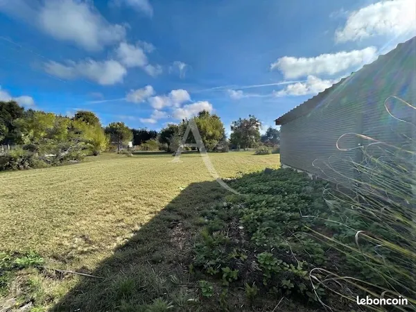 Terrain 600 m² RETAUD