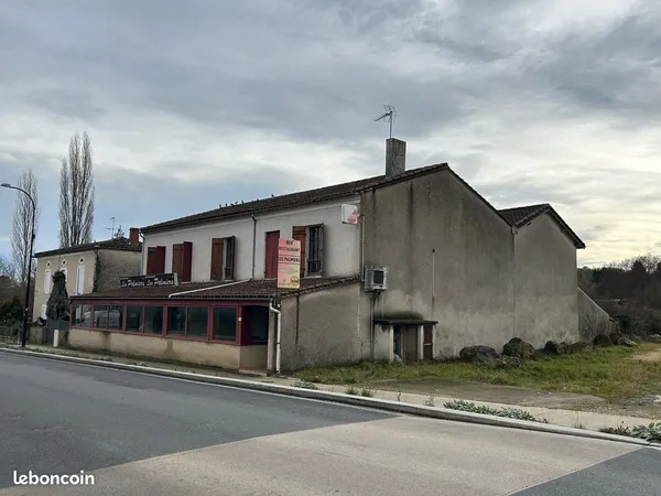Hôtel, hôtel, restaurant 411 m² Barbaste