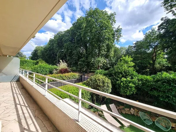 Appartement 6 pièces 146 m²
