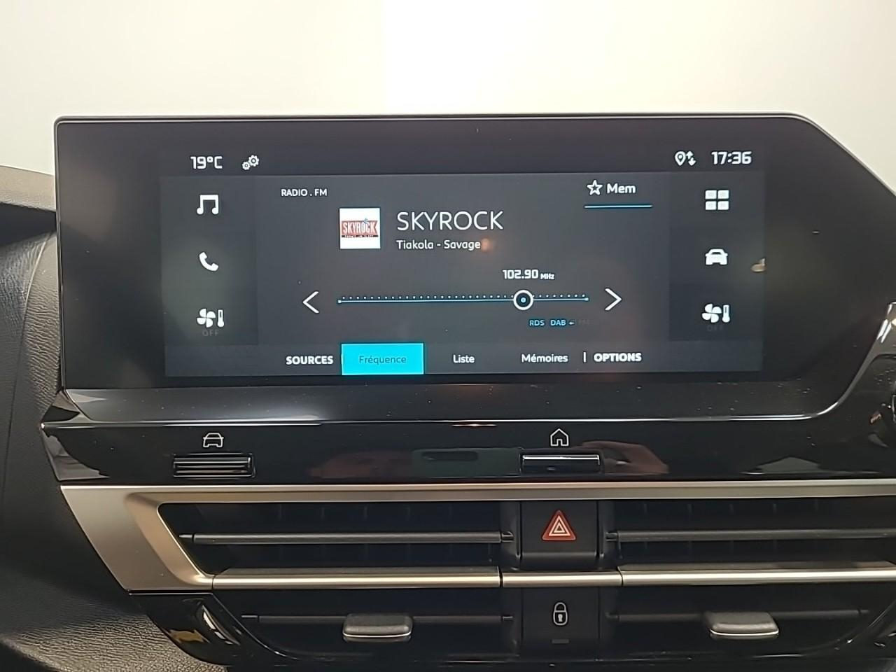 Citroën C4 hybride 100 e-dcs6 you — photo 11