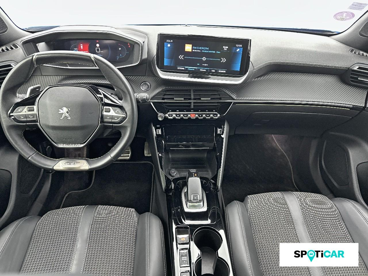 Peugeot 2008 1.2 puretech 130ch s&s gt eat8 — photo 8