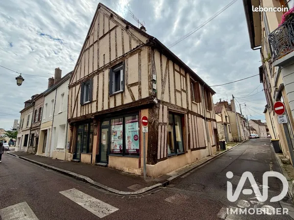 Appartement 1 pièce 54 m²