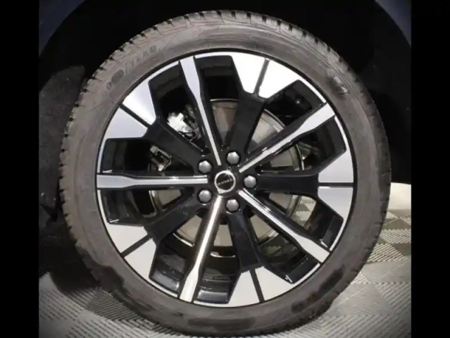 Volvo Xc60 t6 hybride rechargeable 253 + 145ch plus style dark geartronic 8 awd — photo 6