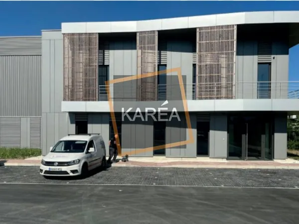 Local industriel 1287 m²