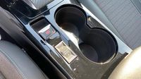 Peugeot 2008 1.2 PureTech 130ch S&S Allure EAT8 — photo 29