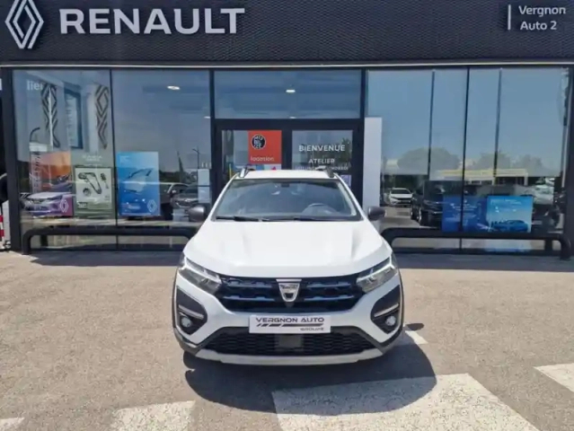 Dacia Sandero stepway iii essential tce 90 — photo 24