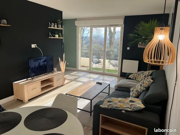 Appartement T2 48 m² - Piscine - Balcon - Parking - Vendu meublé - Royan