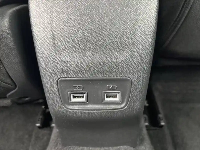 Peugeot 208 electrique 50 kwh 136ch — photo 74