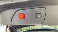 Peugeot 3008 HYBRID4 300ch GT e-EAT8 — photo 29