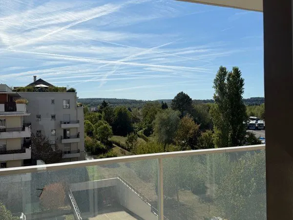 Appartement 4p à 10 min des RER