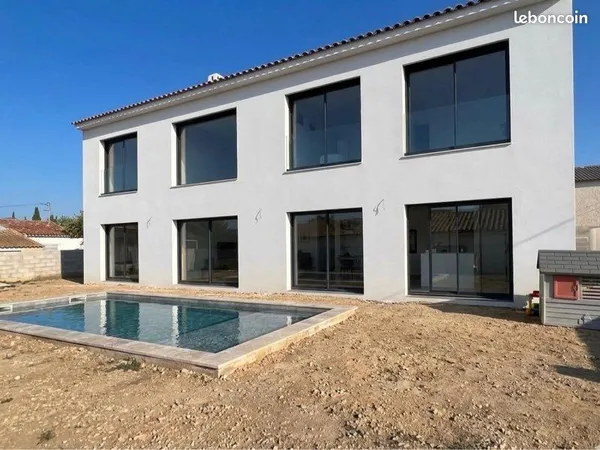 EXCLU - VILLA CONTEMPORAINE T6 piscine