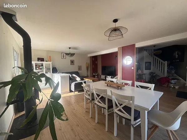 Maison 5 pièces 142 m²