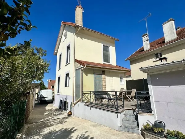 Maison 5 pièces 82 m²