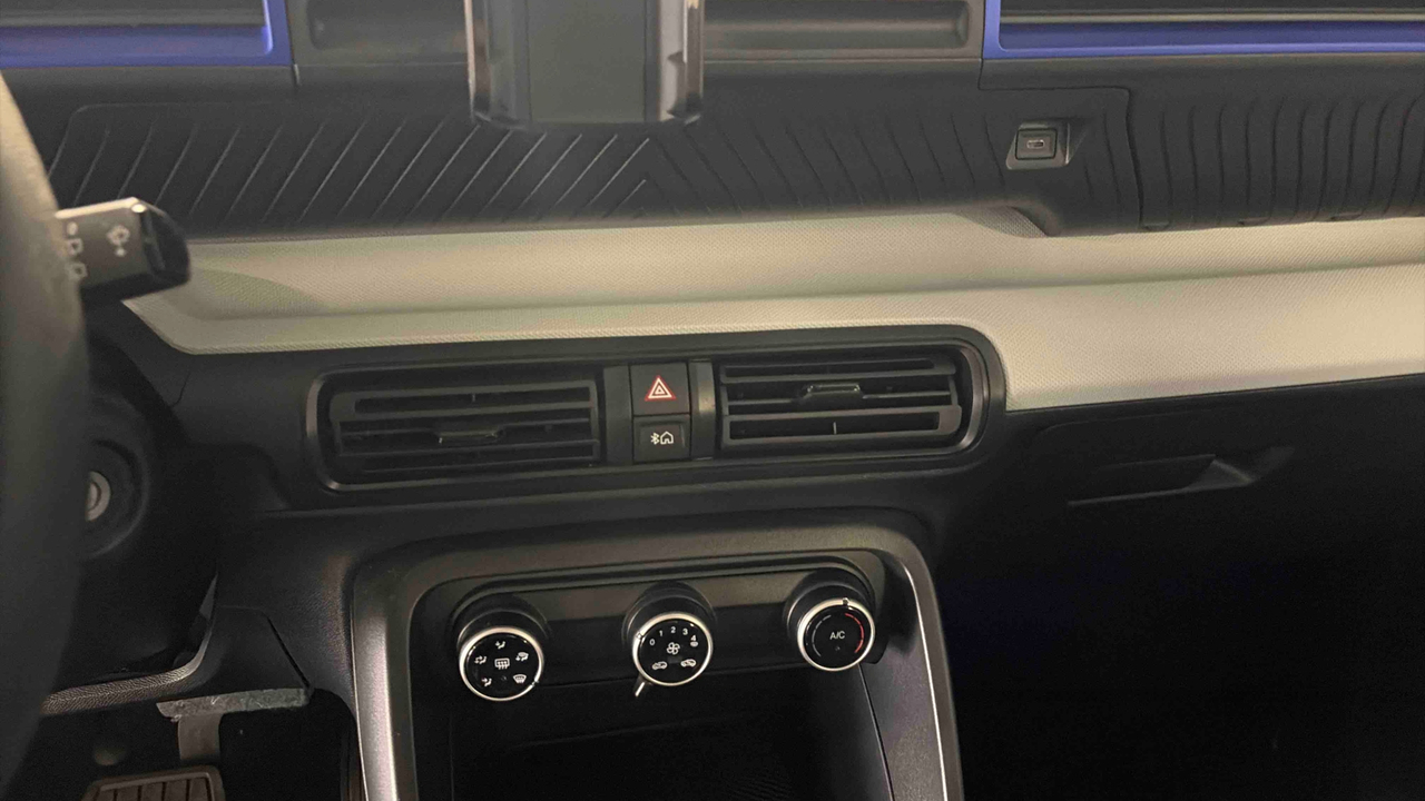 Citroen e-C3 113 ch — photo 16