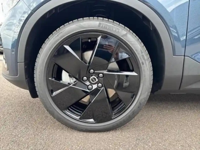 Volvo C40 e single extended range 252ch black edition — photo 12