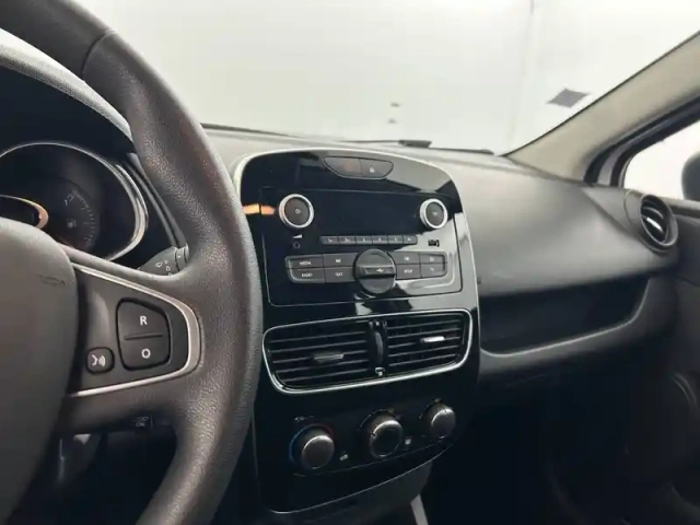 Renault Clio 1.2 16v 75 — photo 21