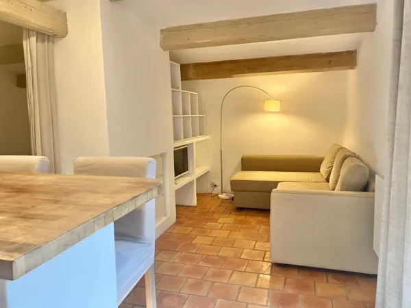Appartement de 30m2 à louer sur Le Tholonet