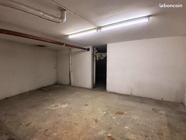 ENTREPOT - LOGISTIQUE 124 m² NICE