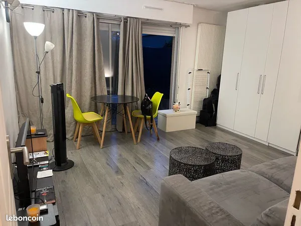 Studio meublé