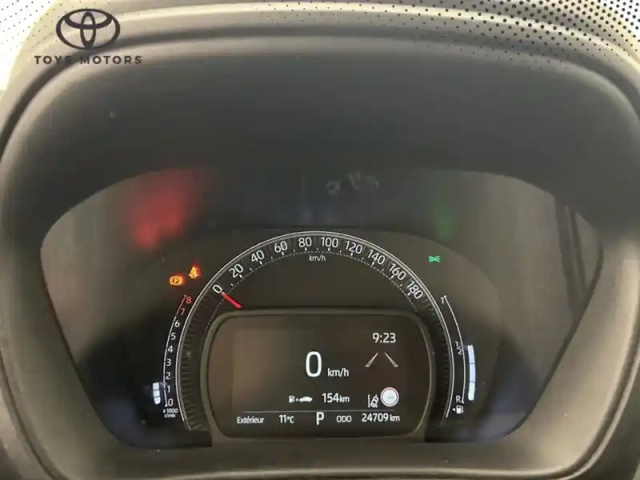 Toyota Aygo 1.0 s-cvt 72 dynamic — photo 19