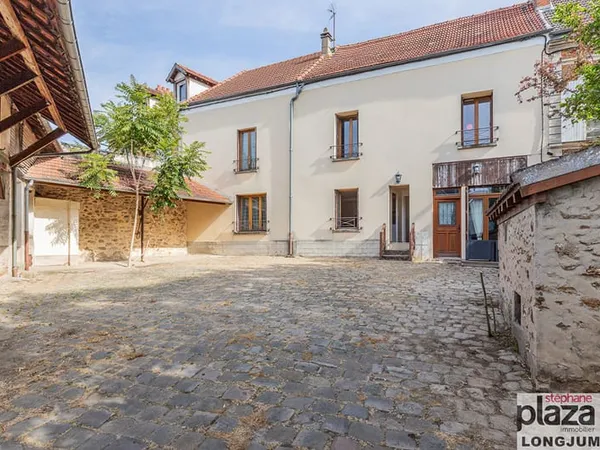 Immeuble Marcoussis 7 pièces
