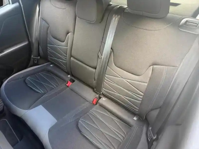 Jeep Renegade 1.3 turbo t4 190ch 4xe upland at6 — photo 13
