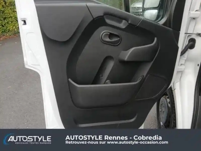 Renault Master fg f3500 l2h2 2.3 dci 180ch energy grand confort bvr6 e6 — photo 14