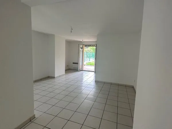 T3 de 61m² avec terrasse de 15m² + Pk - Launaguet