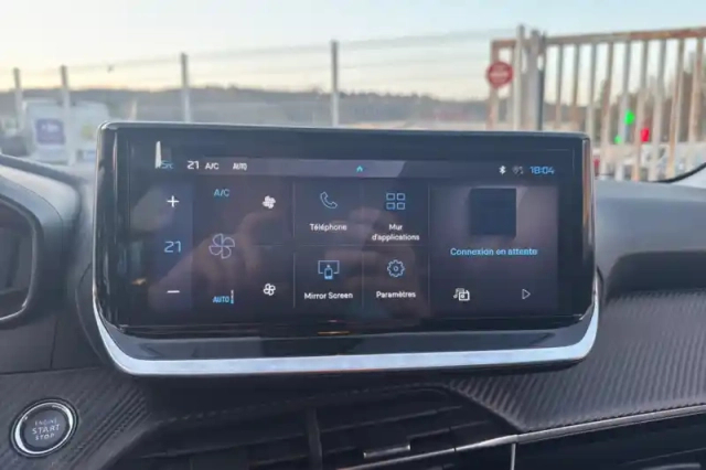 Peugeot 208 100 s&amp;s bvm6 — photo 54