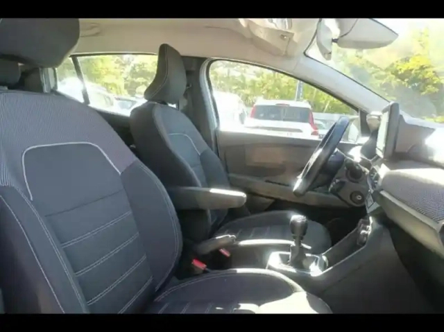 Dacia Sandero 1.0 eco-g 100ch confort -22 — photo 10