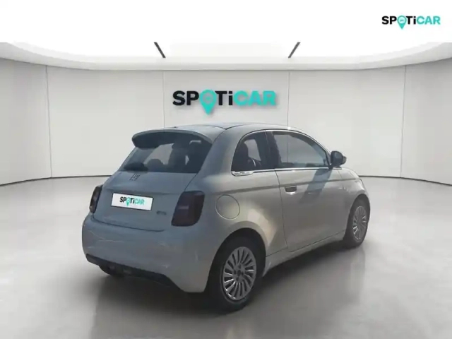 Fiat 500 e 95ch action — photo 6