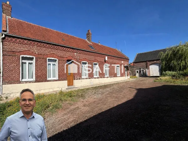 Ancien corps de ferme à fort potentiel, dans CAMBRAI !