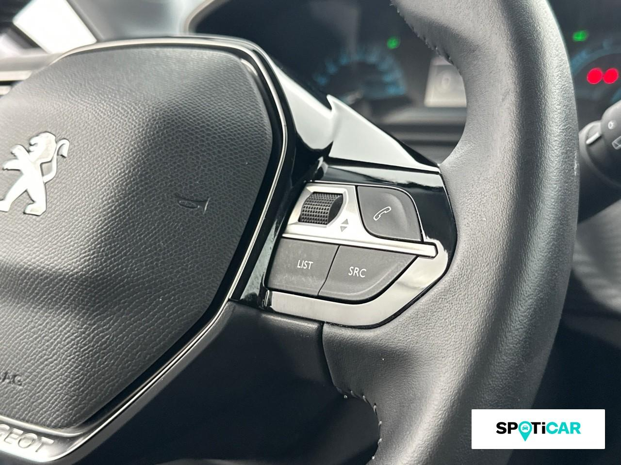 Peugeot 208 e-208 136ch active pack — photo 15